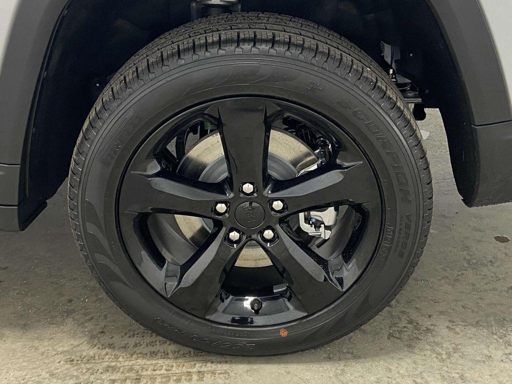 new 2025 Jeep Grand Cherokee L car, priced at $49,937