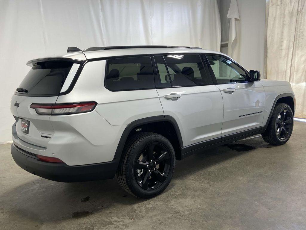 new 2025 Jeep Grand Cherokee L car, priced at $49,937