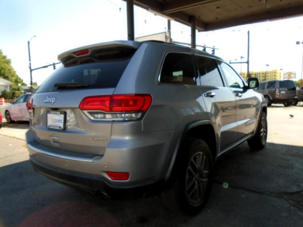 used 2017 Jeep Grand Cherokee car, priced at $19,600