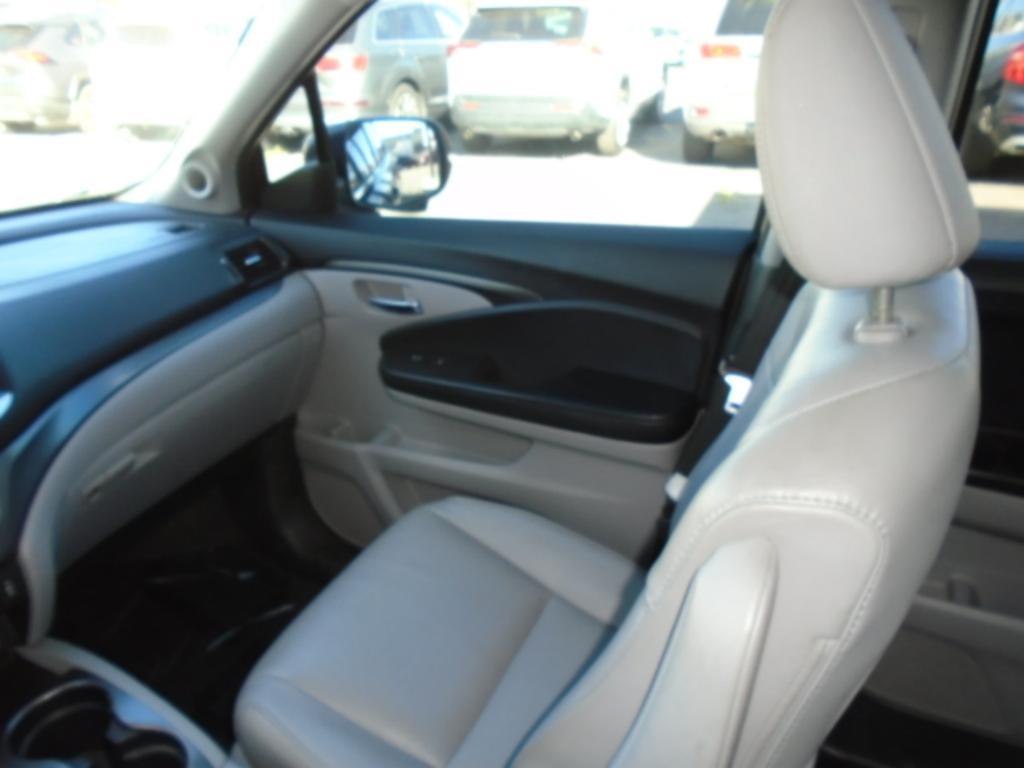 used 2016 Honda Pilot car, priced at $18,490