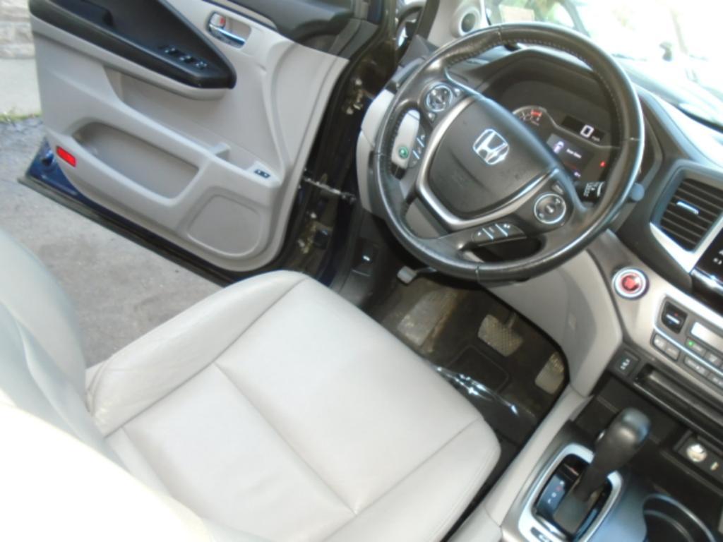 used 2016 Honda Pilot car, priced at $18,490