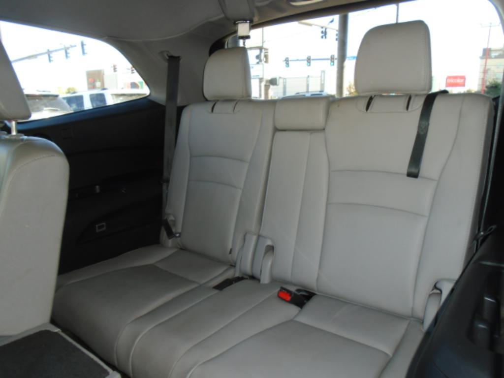 used 2016 Honda Pilot car, priced at $18,490