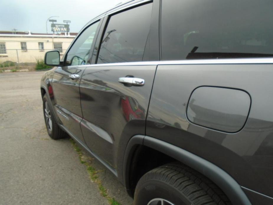 used 2019 Jeep Grand Cherokee car, priced at $22,201