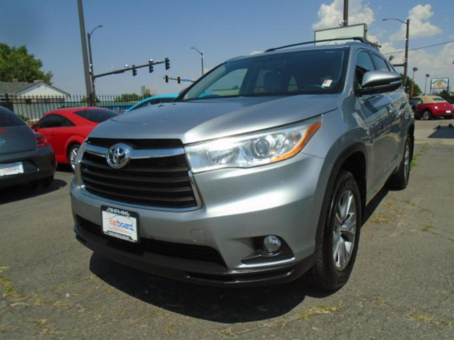 used 2014 Toyota Highlander car, priced at $19,491