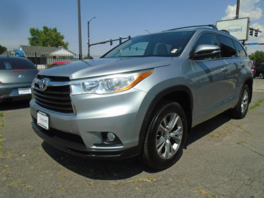 used 2014 Toyota Highlander car, priced at $19,491