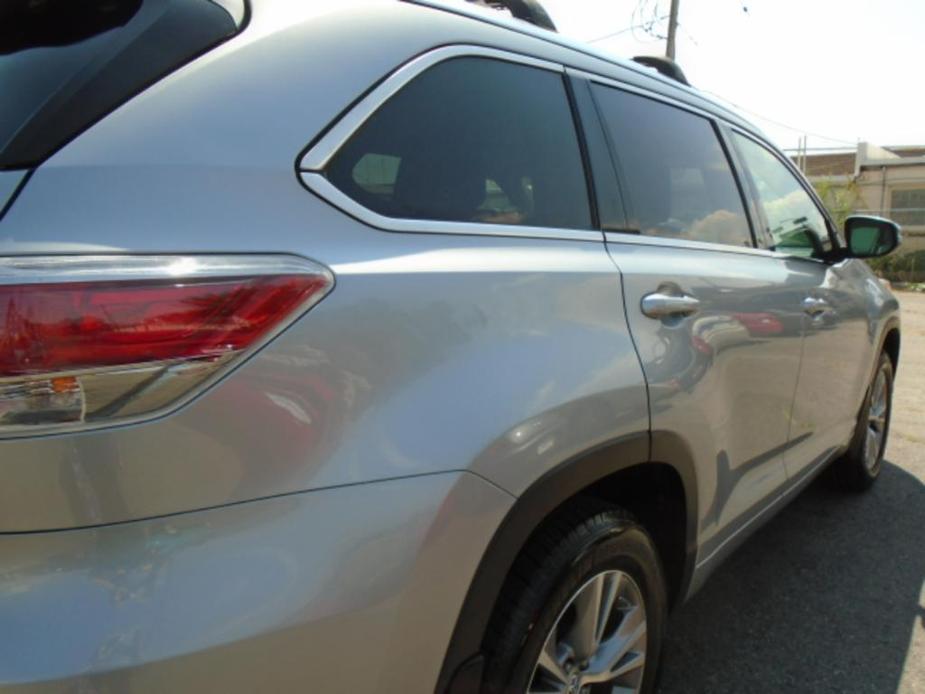 used 2014 Toyota Highlander car, priced at $19,491