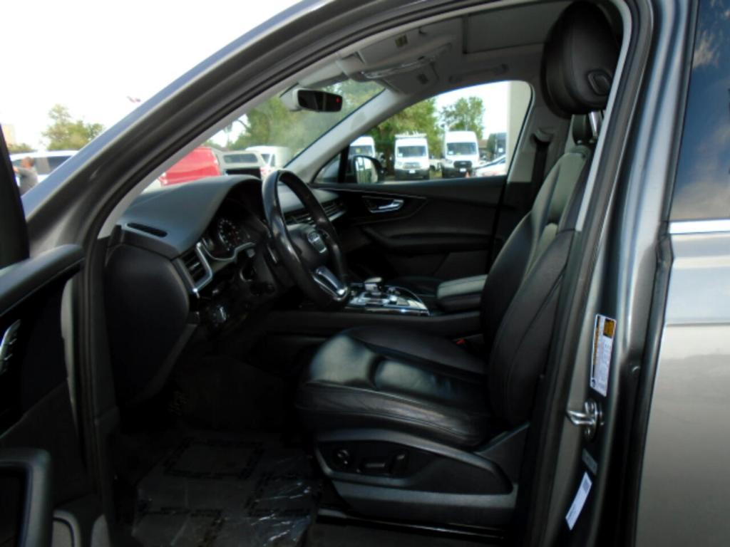 used 2017 Audi Q7 car, priced at $18,997