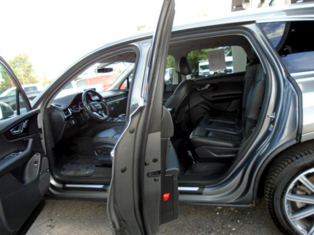 used 2017 Audi Q7 car, priced at $18,997