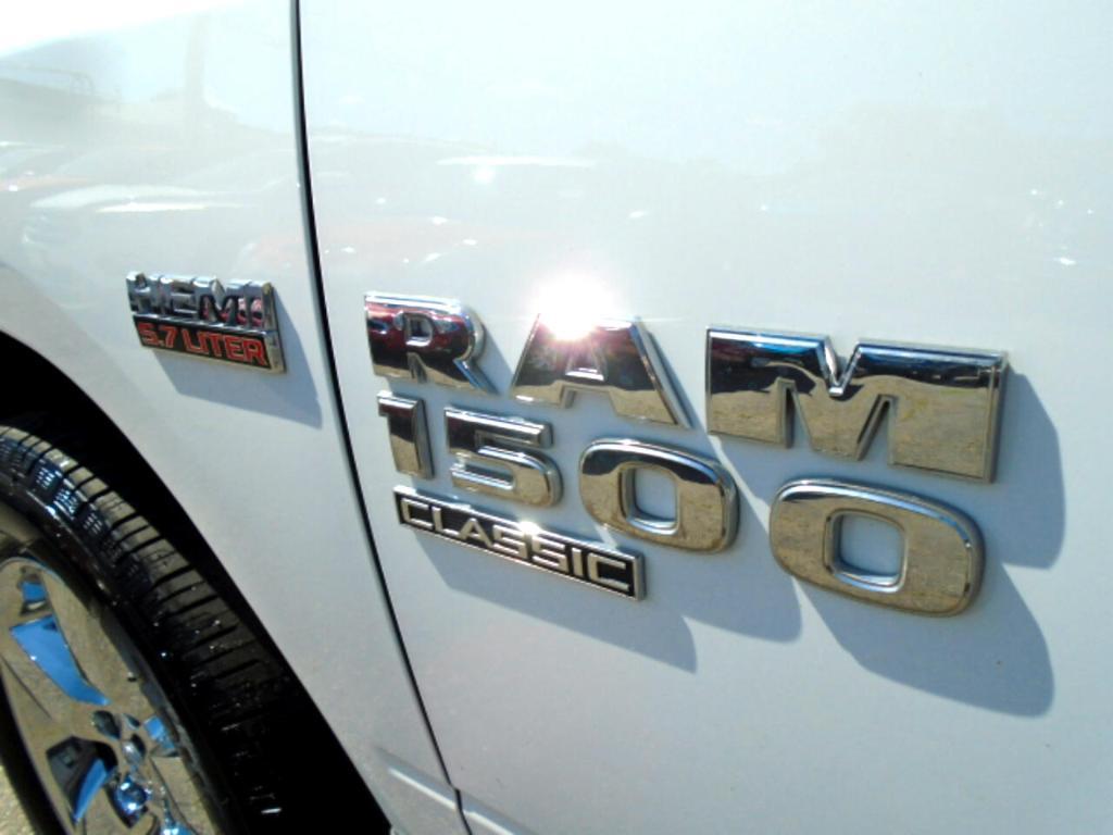 used 2019 Ram 1500 Classic car, priced at $23,900