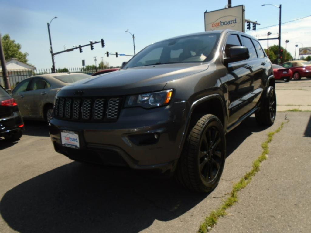 used 2017 Jeep Grand Cherokee car, priced at $21,501