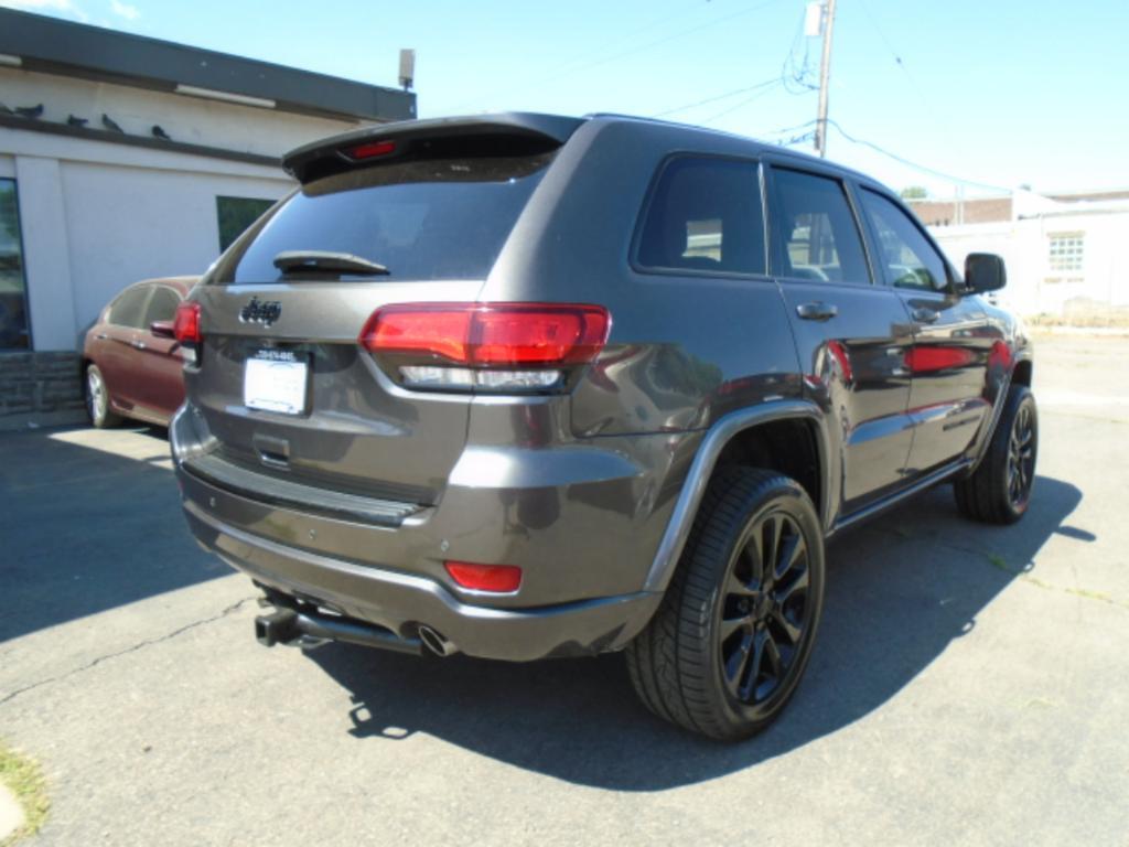 used 2017 Jeep Grand Cherokee car, priced at $21,501