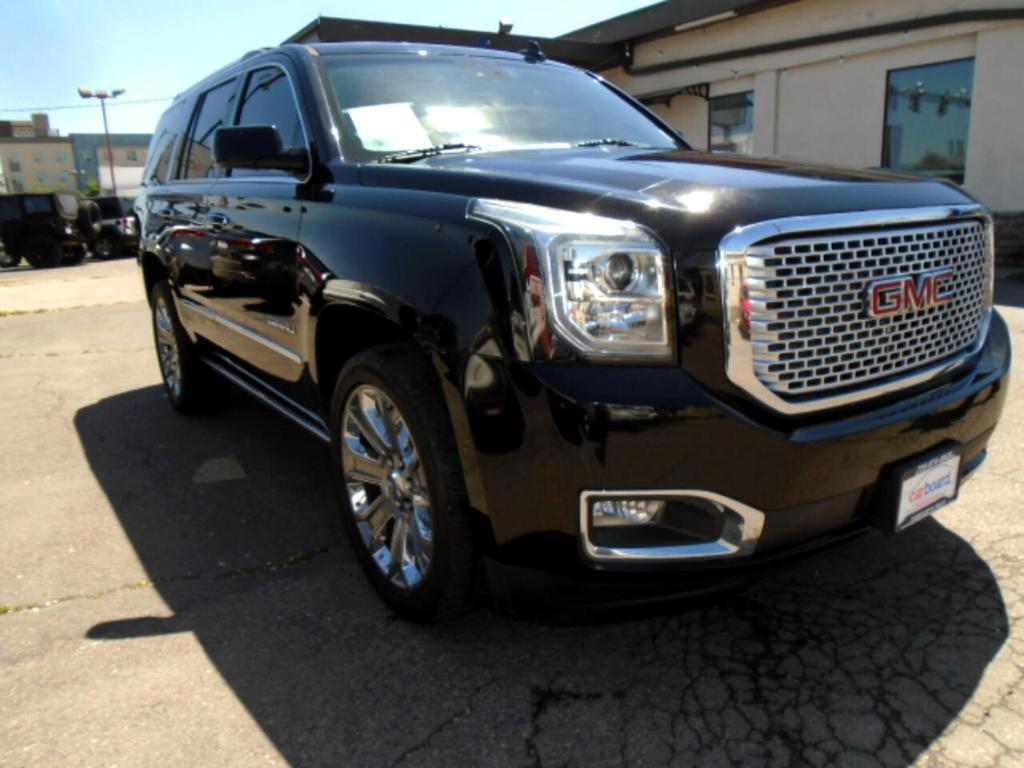 used 2016 GMC Yukon car, priced at $27,497