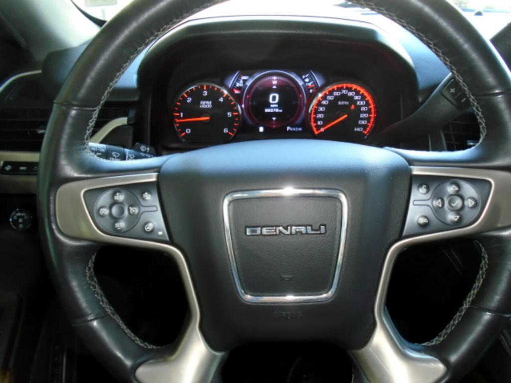 used 2016 GMC Yukon car, priced at $27,497