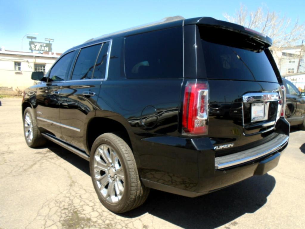 used 2016 GMC Yukon car, priced at $27,497