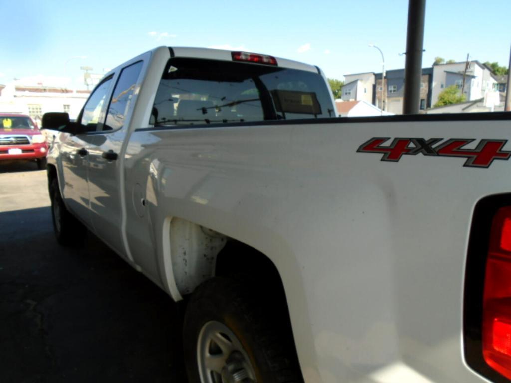 used 2015 Chevrolet Silverado 1500 car, priced at $15,997