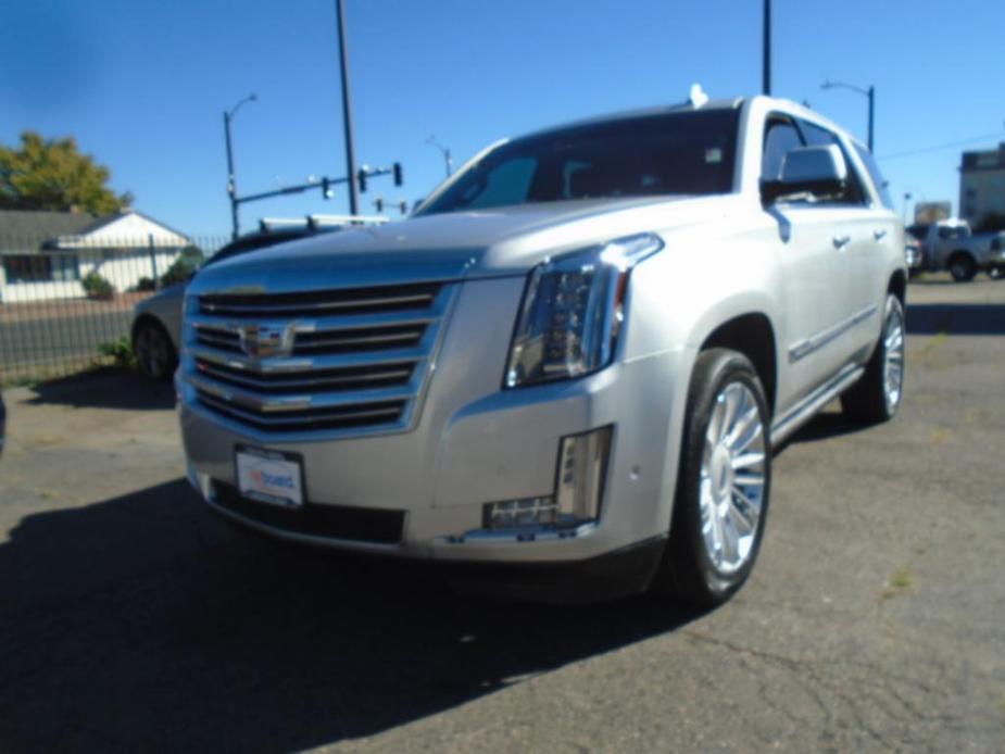 used 2017 Cadillac Escalade car, priced at $27,997