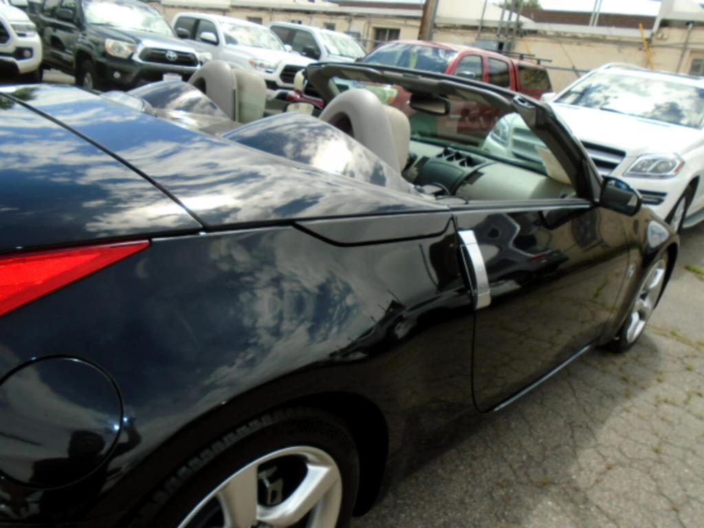 used 2007 Nissan 350Z car, priced at $13,997