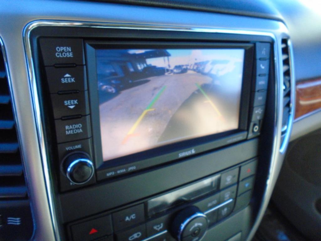 used 2013 Jeep Grand Cherokee car, priced at $14,497