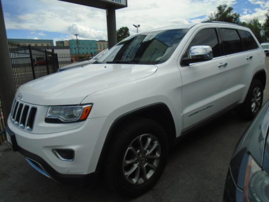 used 2015 Jeep Grand Cherokee car, priced at $18,996