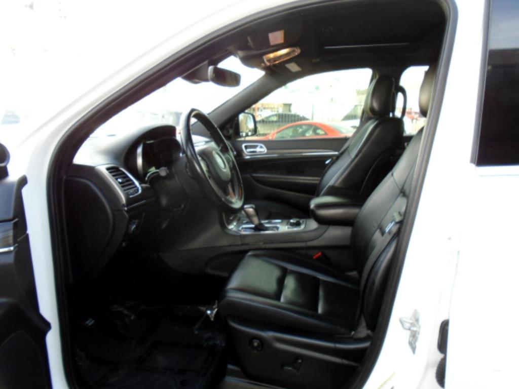 used 2022 Jeep Grand Cherokee WK car, priced at $26,991