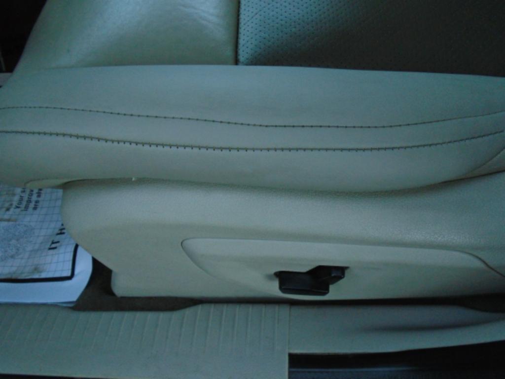 used 2005 Jeep Grand Cherokee car, priced at $8,496