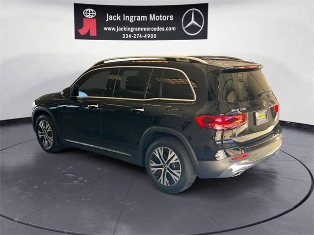 used 2024 Mercedes-Benz GLB 250 car, priced at $39,897