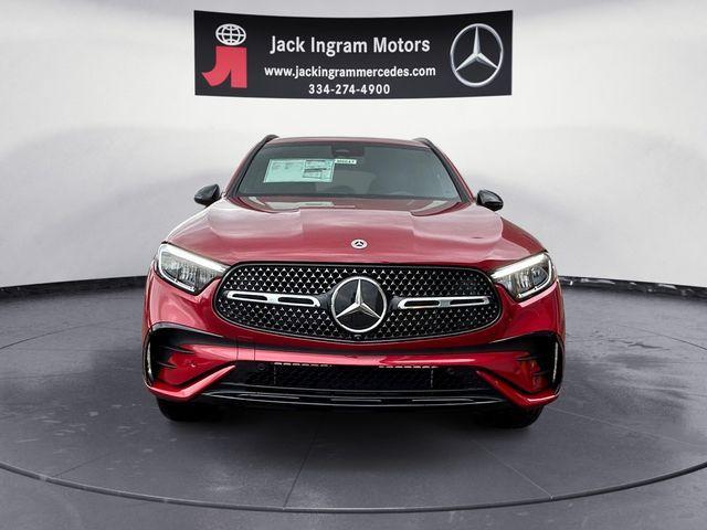 new 2025 Mercedes-Benz GLC 300 car, priced at $59,495