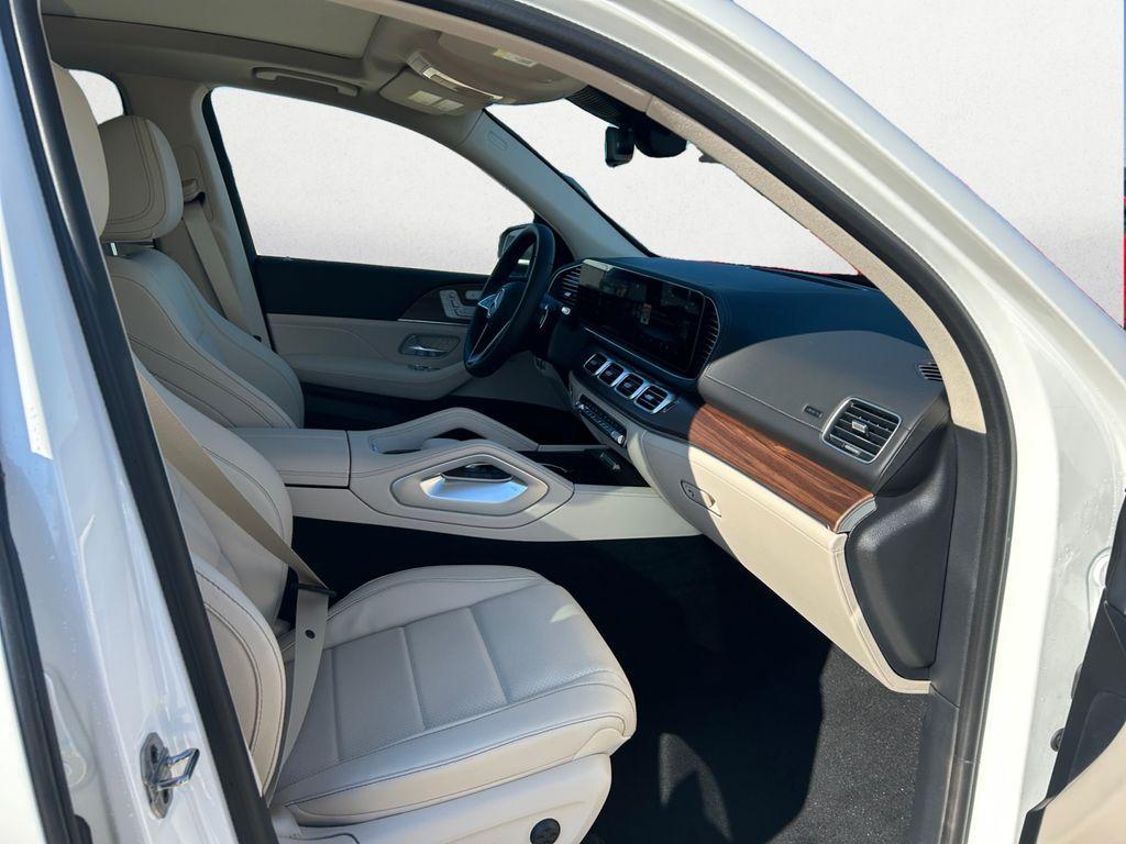 used 2025 Mercedes-Benz GLE 350 car, priced at $66,797