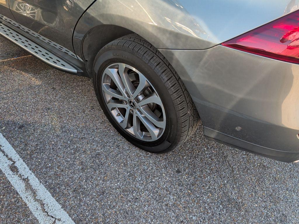 used 2019 Mercedes-Benz GLE 400 car, priced at $24,997