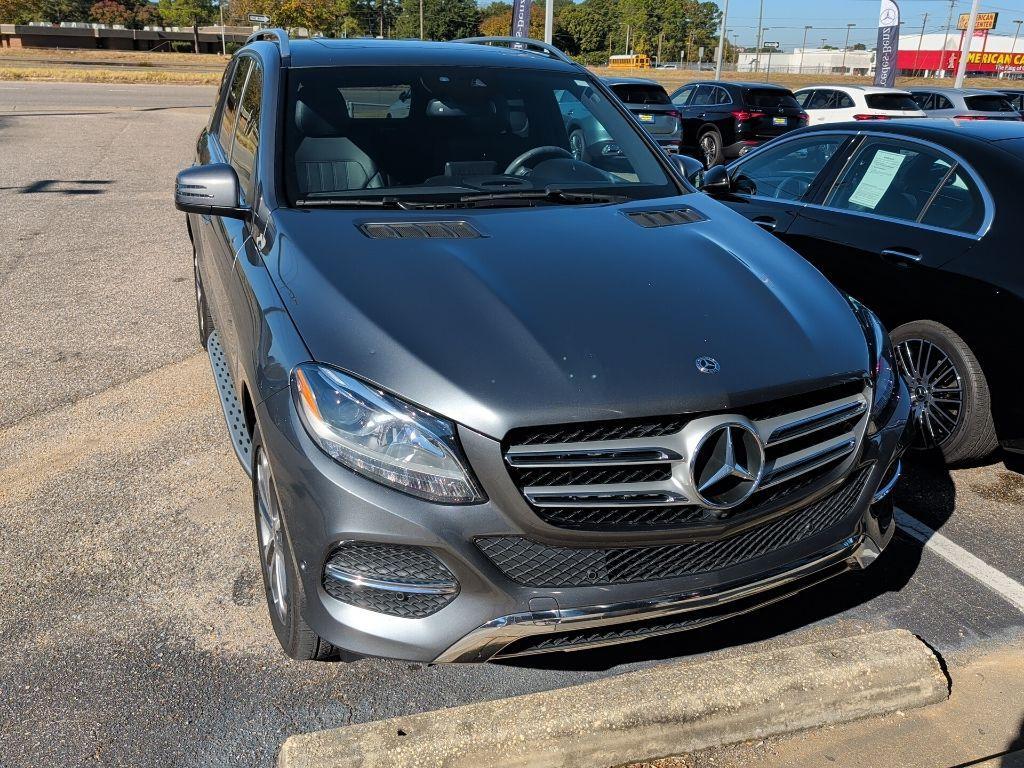 used 2019 Mercedes-Benz GLE 400 car, priced at $24,997