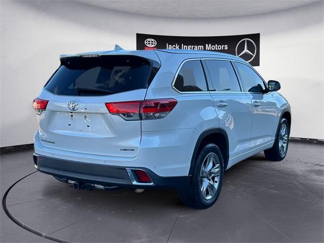 used 2019 Toyota Highlander car, priced at $25,997