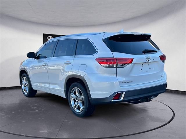 used 2019 Toyota Highlander car, priced at $25,997