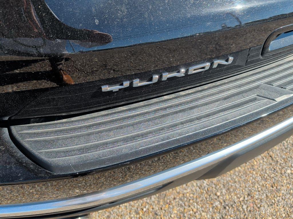 used 2022 GMC Yukon car, priced at $53,584