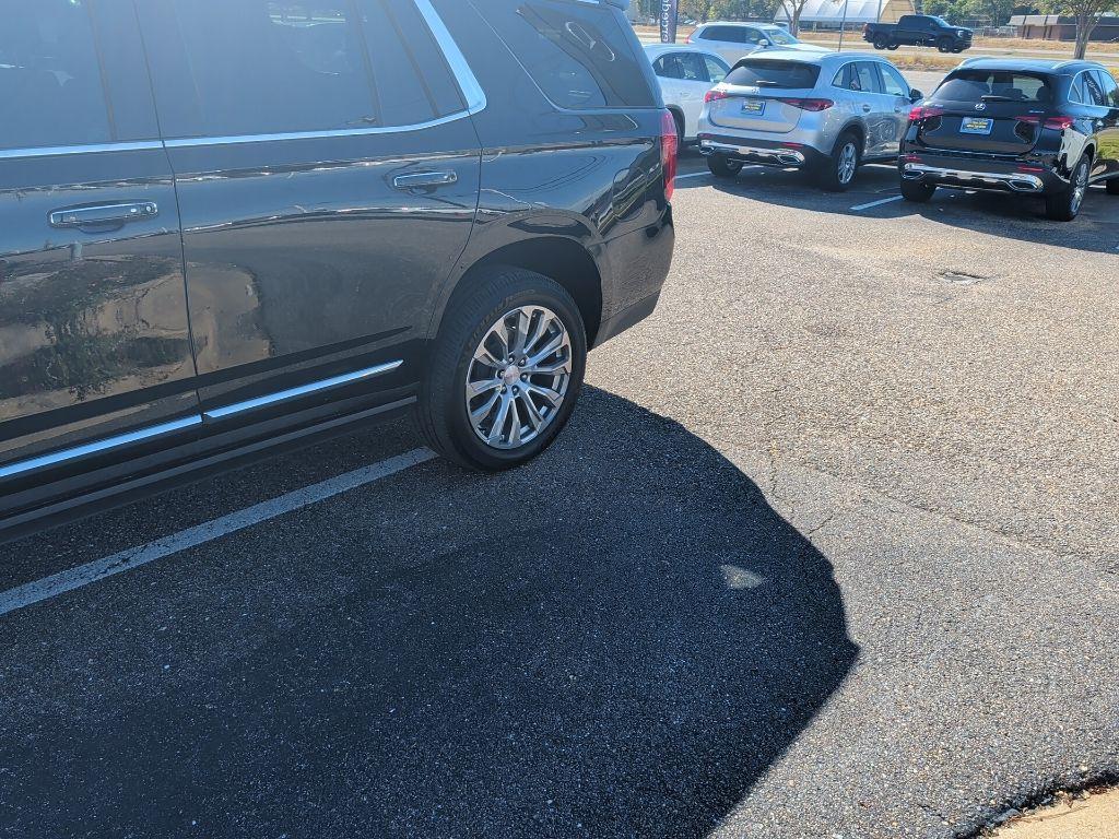 used 2022 GMC Yukon car, priced at $53,584