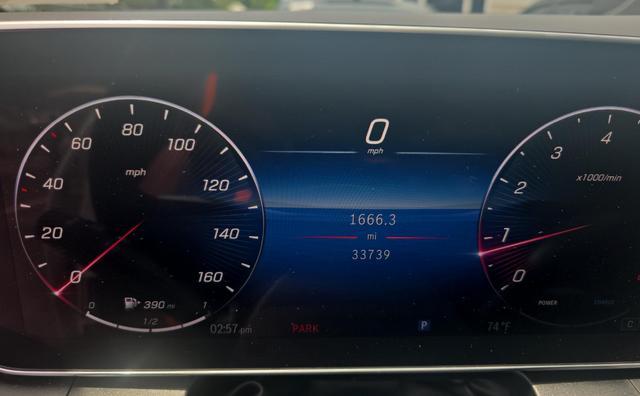 used 2024 Mercedes-Benz GLC 300 car