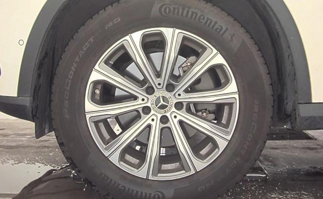 used 2024 Mercedes-Benz GLC 300 car