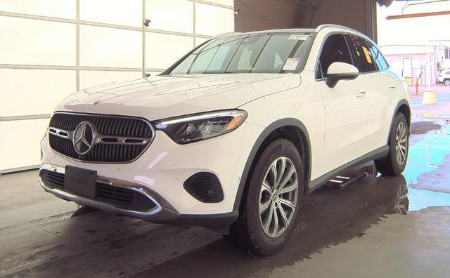 used 2024 Mercedes-Benz GLC 300 car