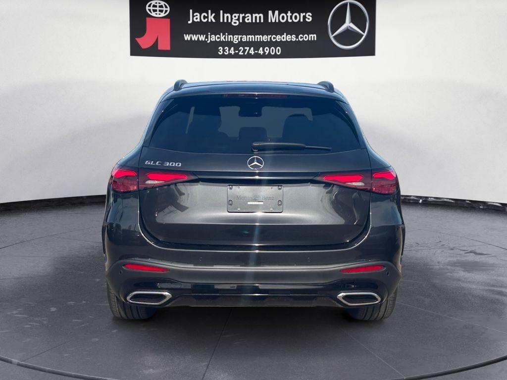 new 2026 Mercedes-Benz GLC 300 car