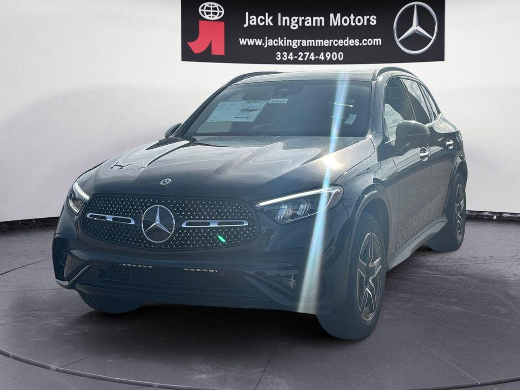 new 2026 Mercedes-Benz GLC 300 car