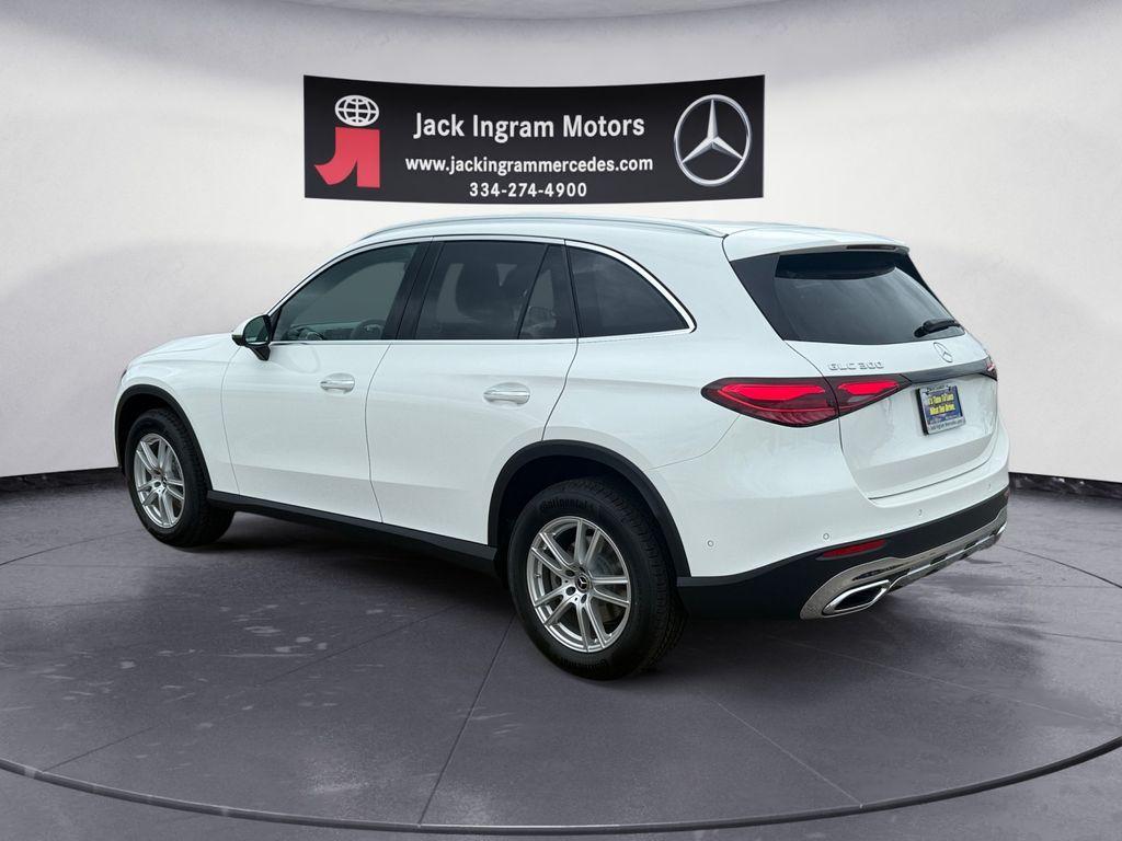 new 2025 Mercedes-Benz GLC 300 car, priced at $56,350