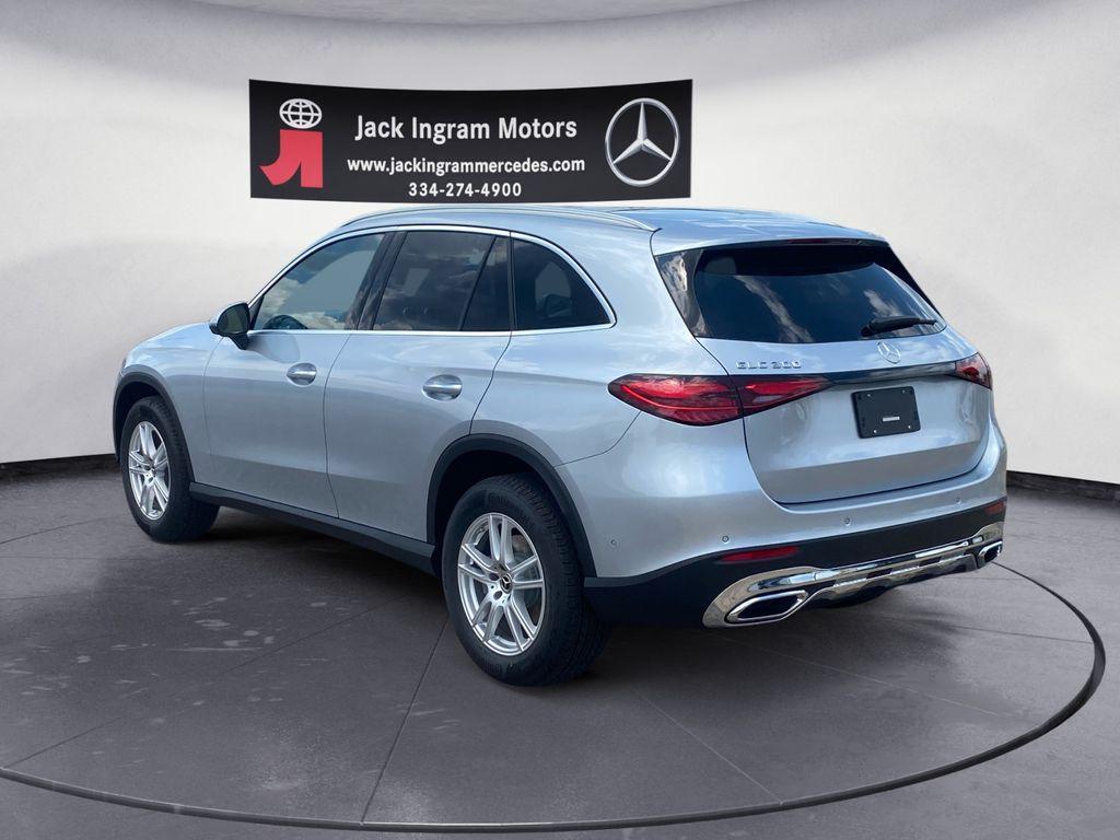 new 2026 Mercedes-Benz GLC 300 car