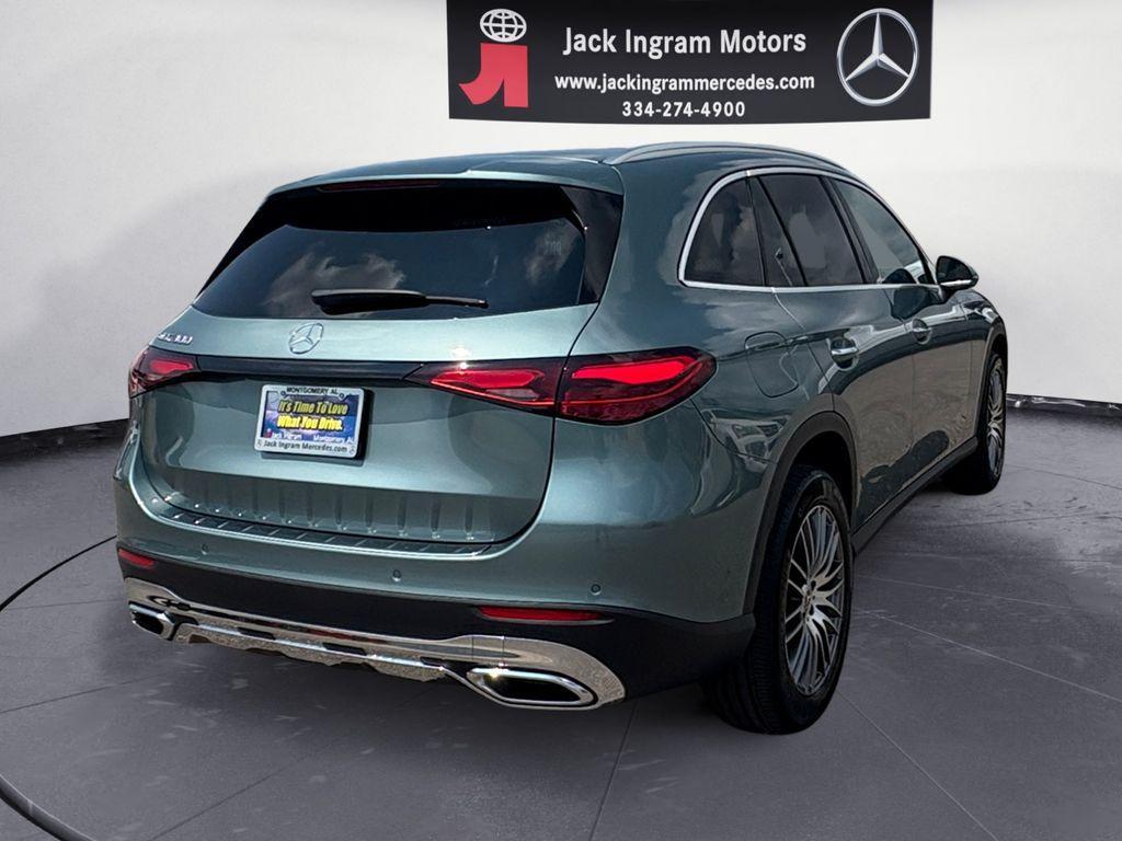 new 2026 Mercedes-Benz GLC 300 car