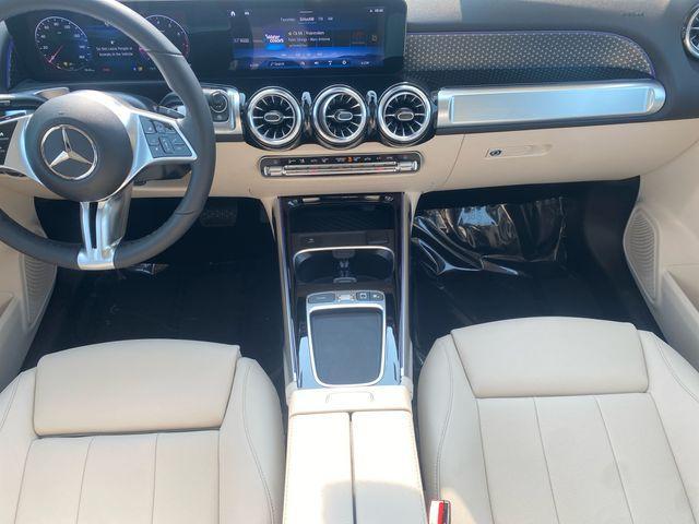 new 2025 Mercedes-Benz GLB 250 car, priced at $48,920