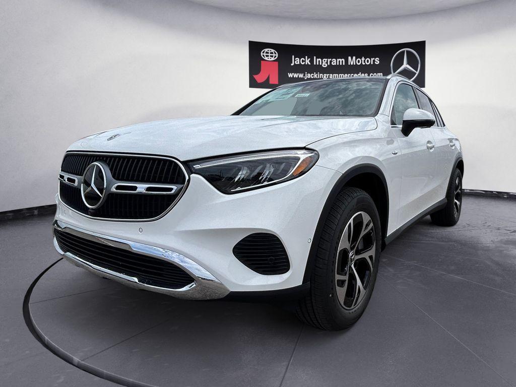 new 2025 Mercedes-Benz GLC 350e car, priced at $66,760