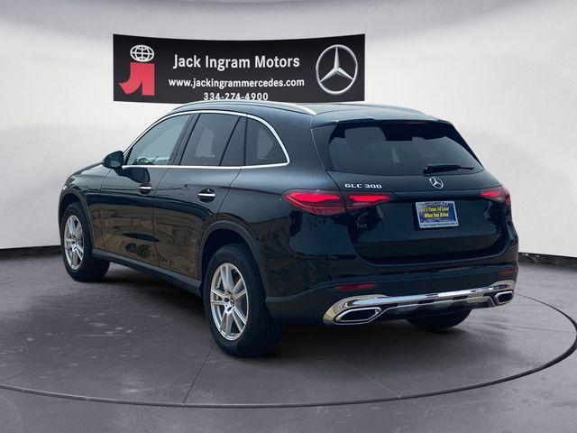 new 2025 Mercedes-Benz GLC 300 car, priced at $52,385