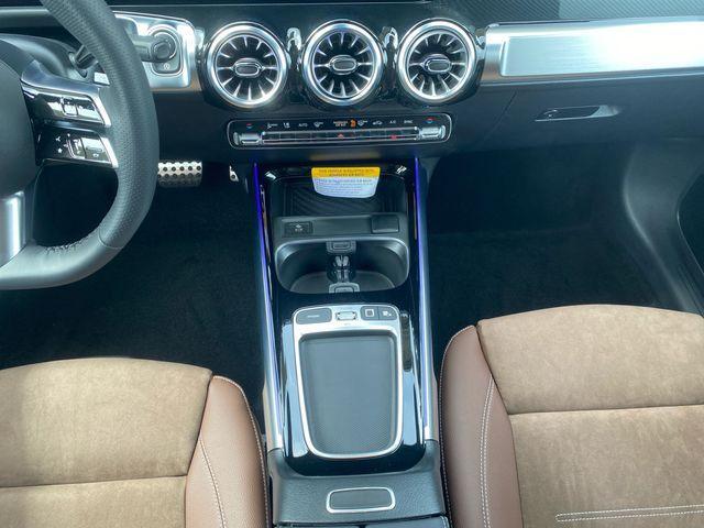 new 2025 Mercedes-Benz GLB 250 car, priced at $52,985