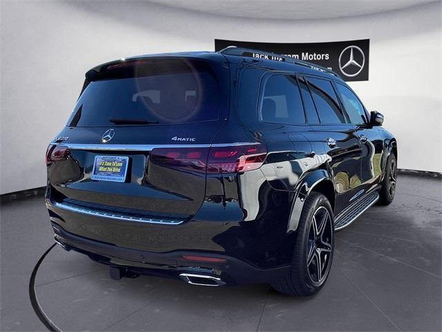 new 2025 Mercedes-Benz GLS 450 car