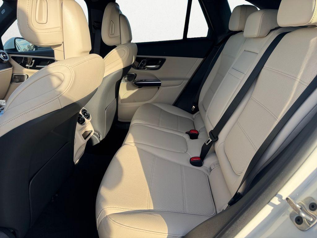 new 2026 Mercedes-Benz GLC 300 car