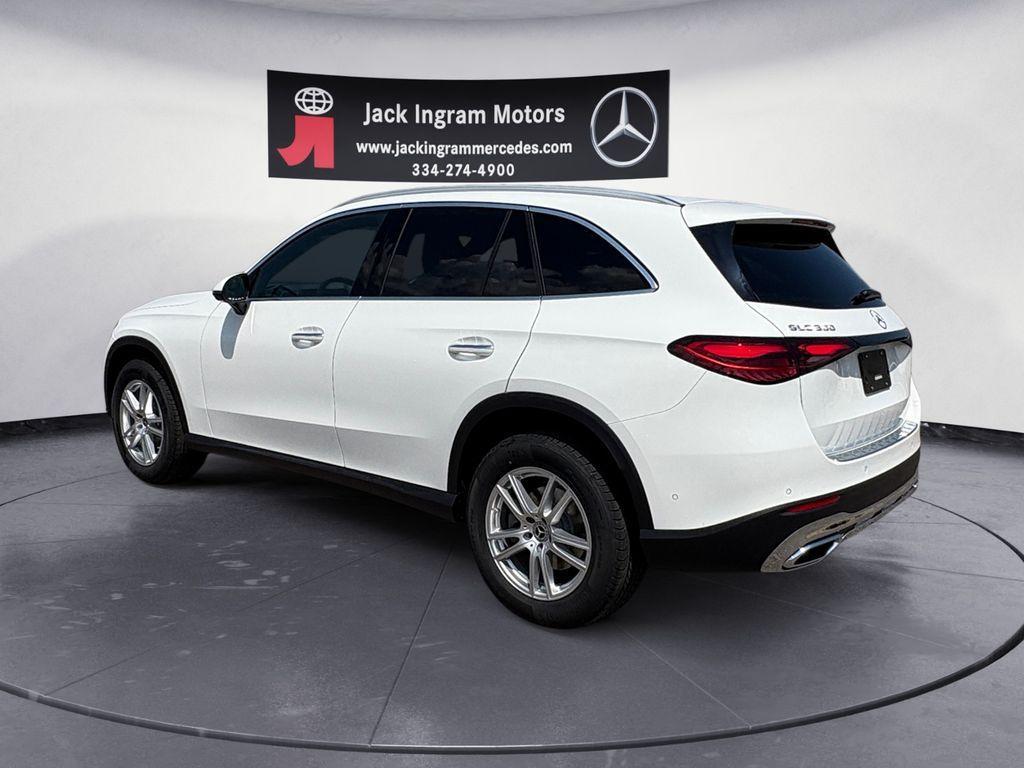 new 2026 Mercedes-Benz GLC 300 car