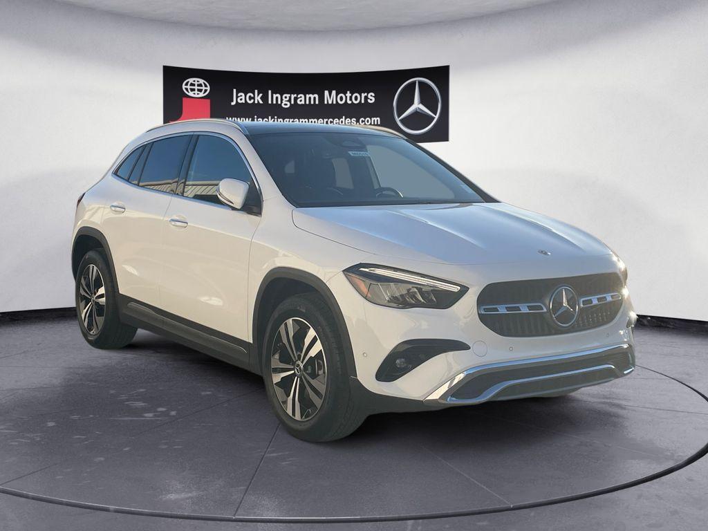 used 2025 Mercedes-Benz GLA 250 car, priced at $38,896